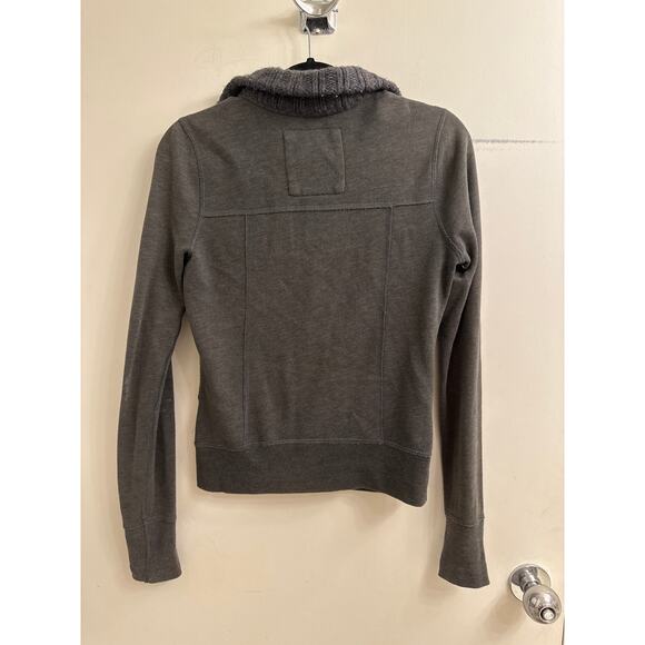 Gilly Hicks Button Up Sweatshirt Jacket Size Y2K Prep Schoolgirl Cozy Layer M - Picture 3 of 6